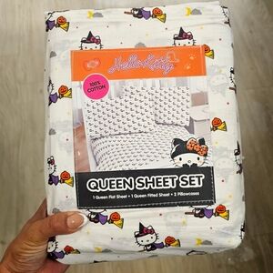 Hello Kitty Halloween Sheet Set (Queen)
